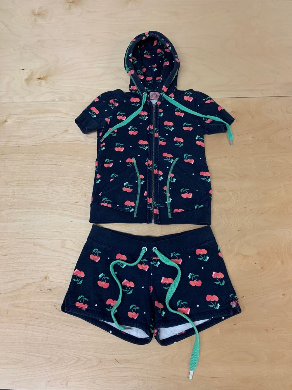 Juicy Couture Women's 00s Rare Cherry Navy SweatShort Set Sz Medium Made in USA